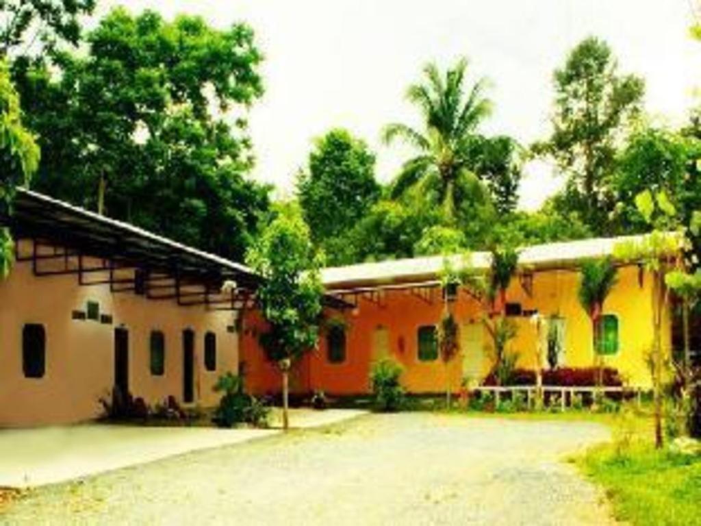 Kanta Hill Resort Nakhon Szi Thammarat Kültér fotó