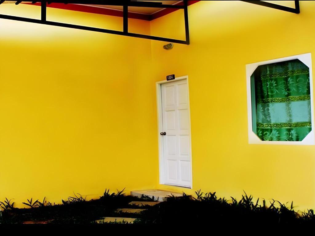 Kanta Hill Resort Nakhon Szi Thammarat Kültér fotó