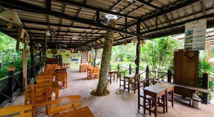 Kanta Hill Resort Nakhon Szi Thammarat Kültér fotó