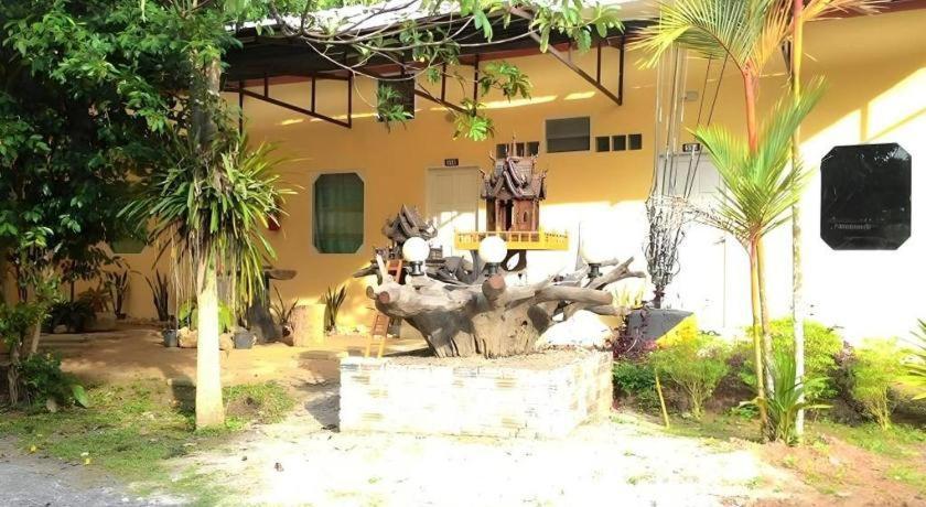 Kanta Hill Resort Nakhon Szi Thammarat Kültér fotó